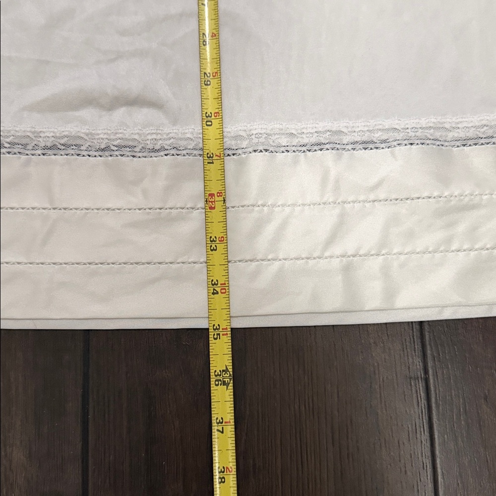 Lorraine white womens slip. 34 Tall - Picture 5 of 8